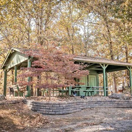 Resort Home On Half A Wooded Acres Sleeps Up To 14 Firepit For Smores Hot Springs Zewnętrze zdjęcie